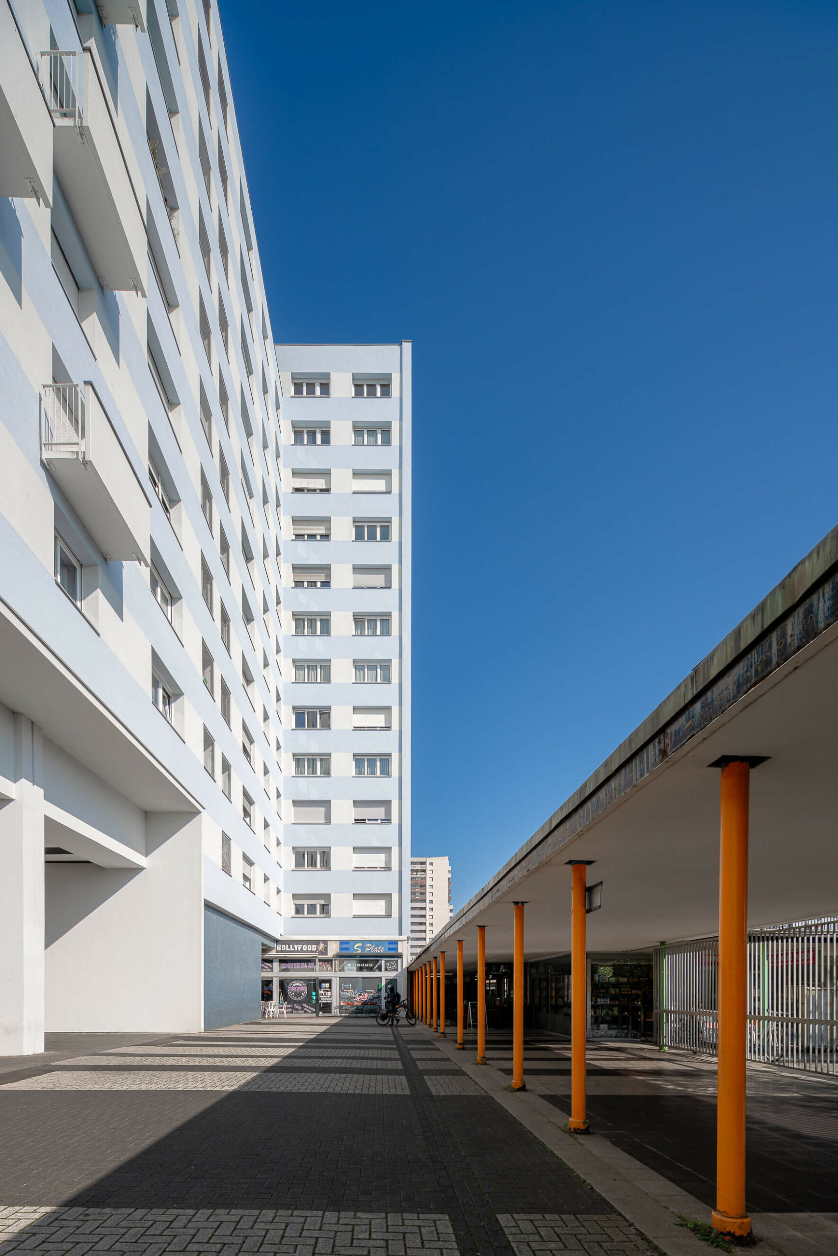 edifice-photo-perspective-urbaine-immeuble-stoskopf-strasbourg edifice-photo-perspective-urbaine-immeuble-stoskopf-strasbourg