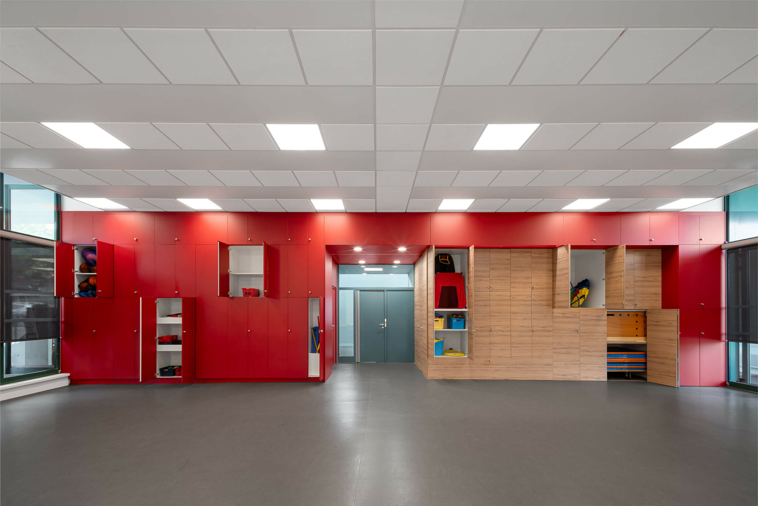 espace-accueil-ecole-schnersheim-placards-couleurs