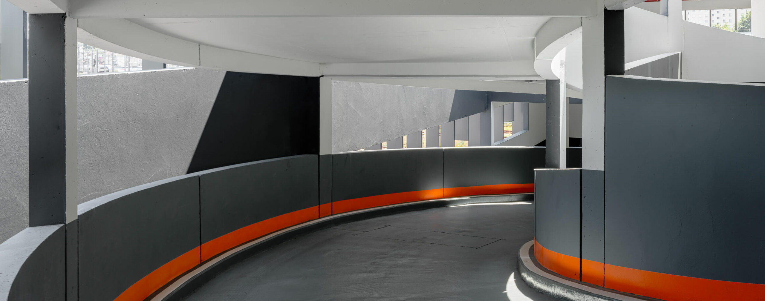 parking-caen-rives-orne-vue-globale-structure-beton parking-caen-rives-orne-vue-globale-structure-beton