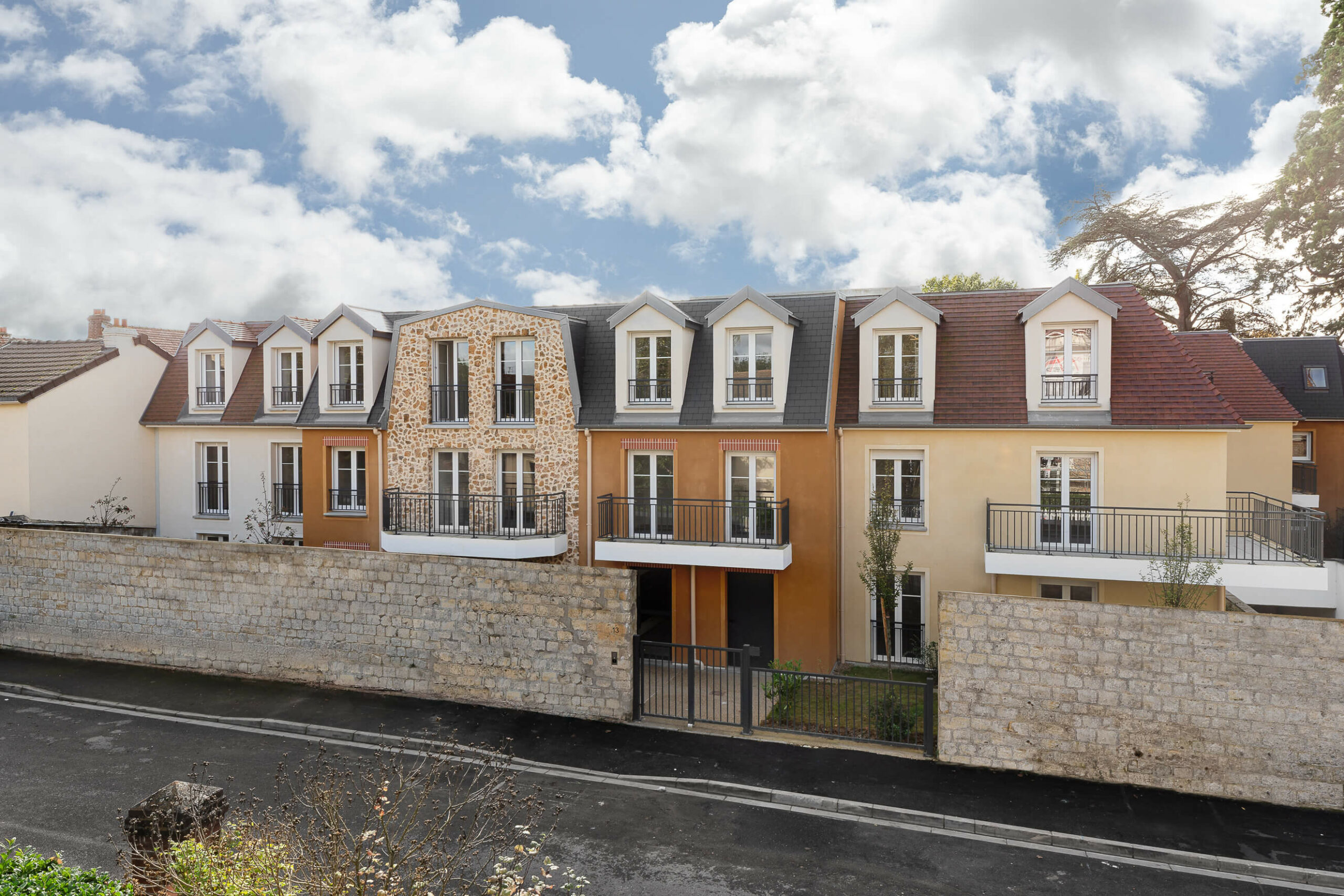 vue-façade-sud-residence-domaine-helene-beaumont vue-façade-sud-residence-domaine-helene-beaumont