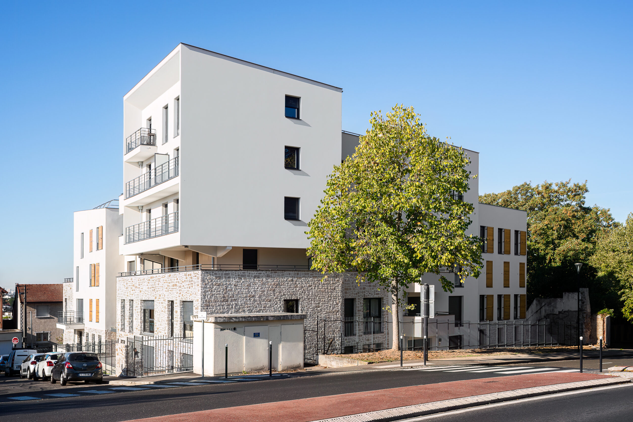 Edifice-Photo.com - Champigny - 003-Modified PS-Modified PS-2-Modified PS - 2650px