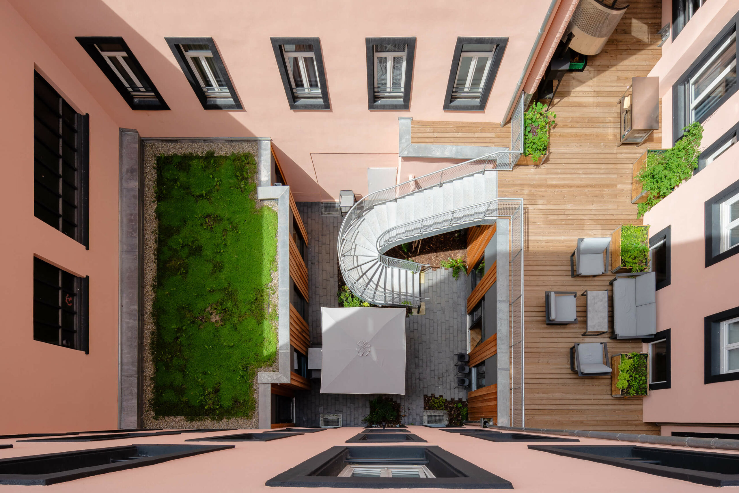 Vue de haut-hotel-ecologique-strasbourg Vue de haut-hotel-ecologique-strasbourg