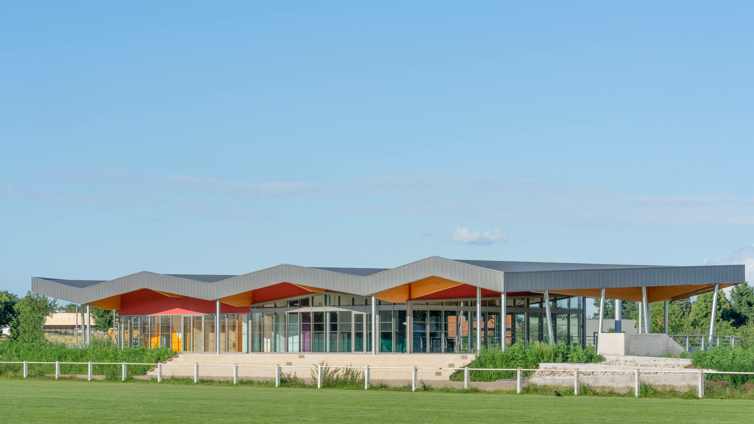 architecture-contemporaine-club-house-rosheim-exterieur architecture-contemporaine-club-house-rosheim-exterieur