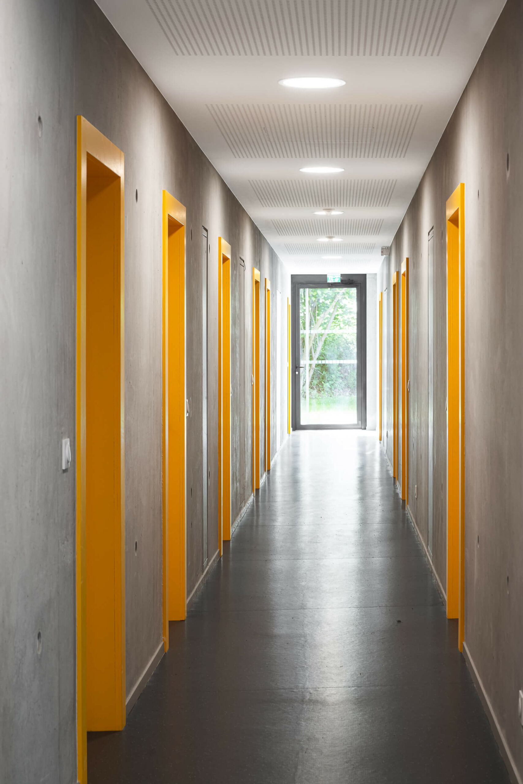 cadrage-symetrique-couleur-architecture-sociale cadrage-symetrique-couleur-architecture-sociale