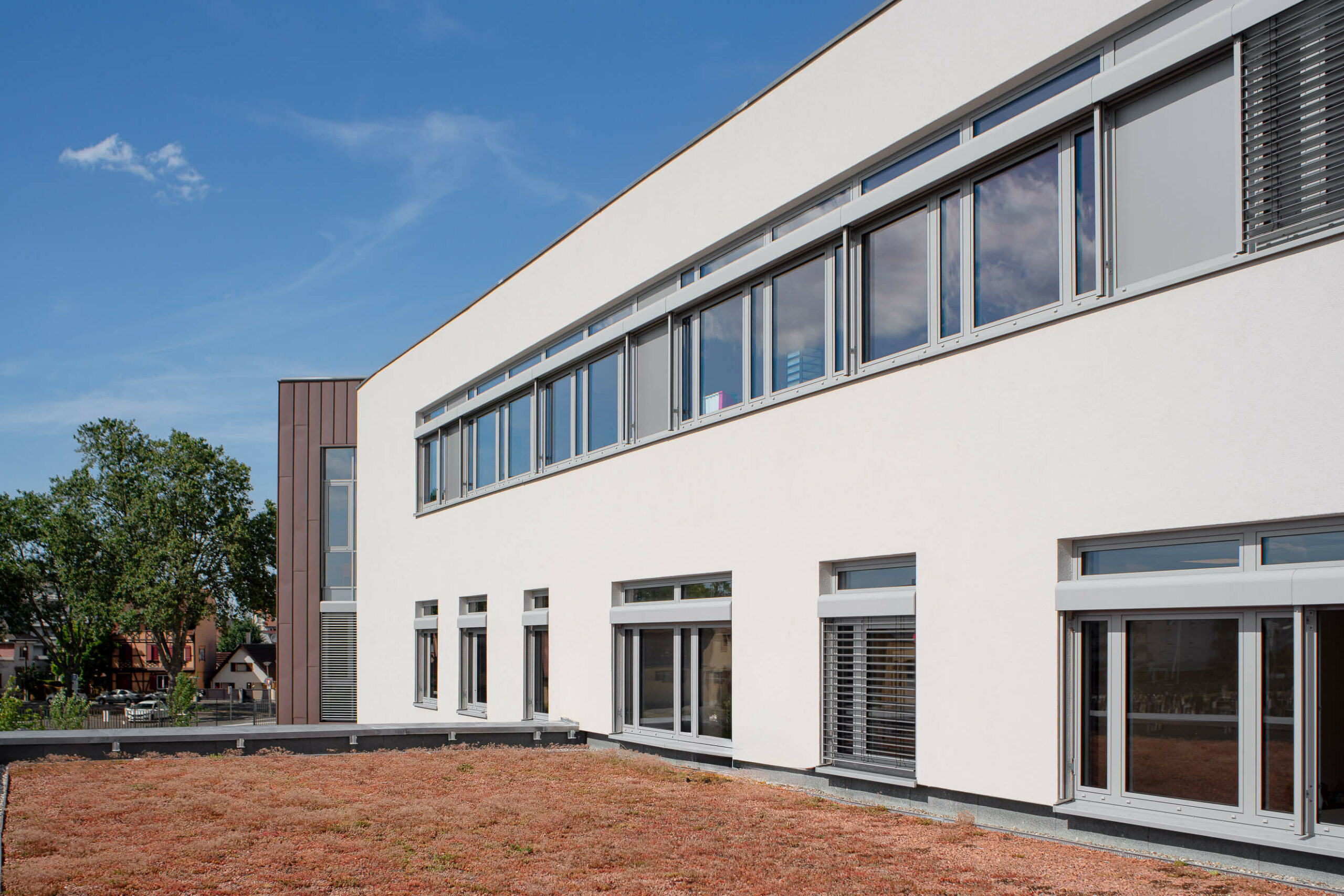 groupe-scolaire-cronenbourg-vue-exterieure groupe-scolaire-cronenbourg-vue-exterieure