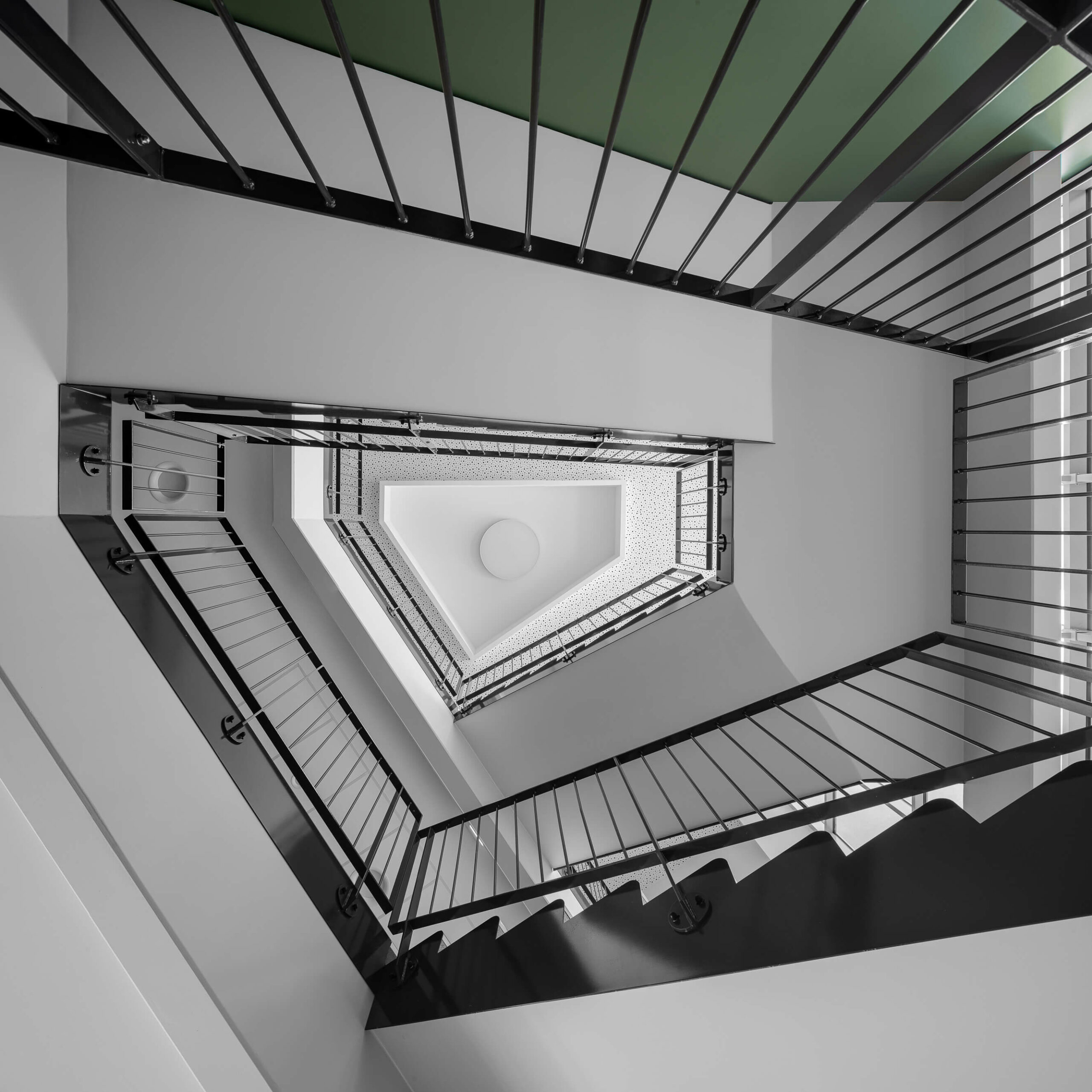 photographe-architecture-scolaire-strasbourg-detail-escalier photographe-architecture-scolaire-strasbourg-detail-escalier