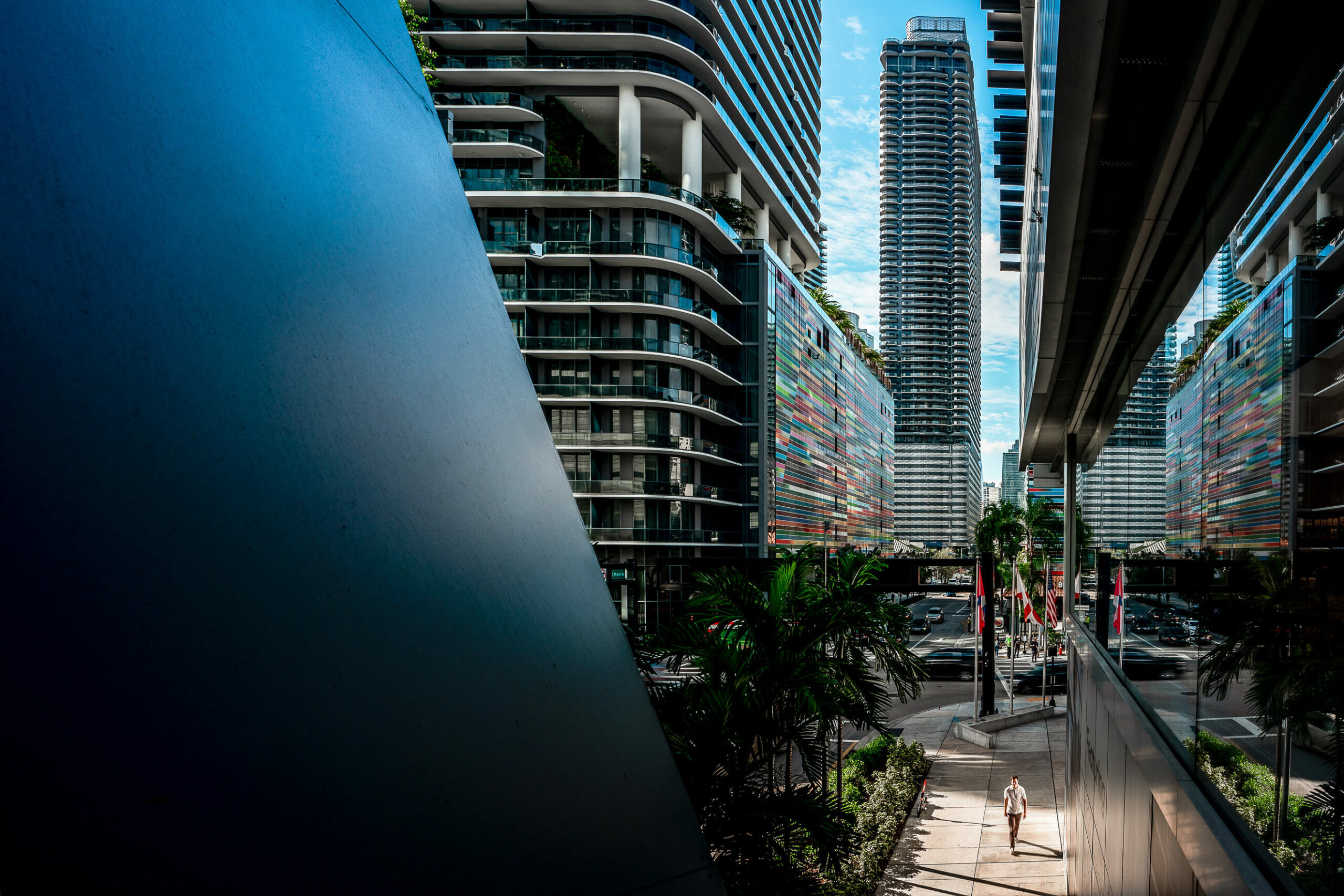 Flat Iron Miami Brickel - Revuelta Architecture International