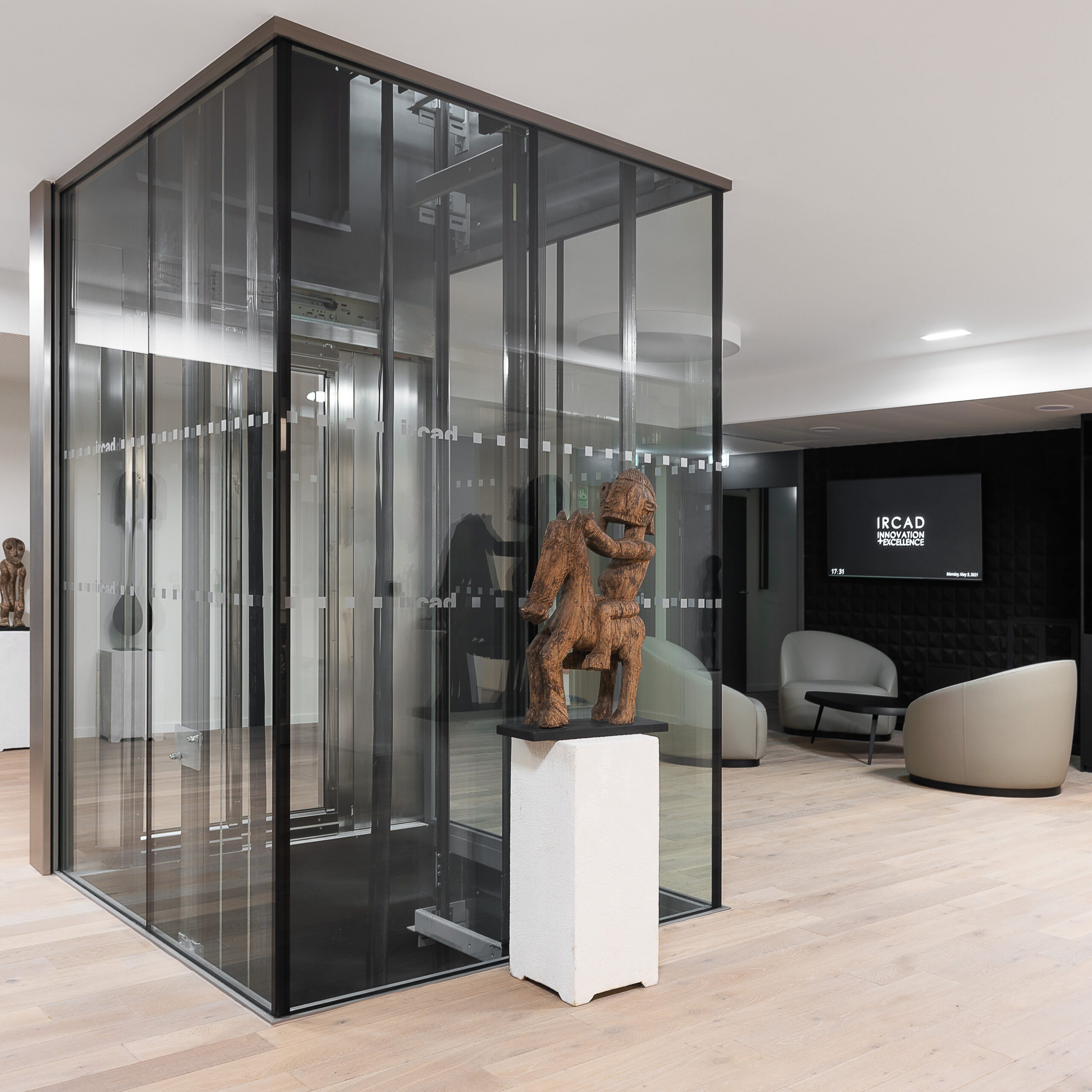 design-interieur-ircad-strasbourg-couleurs-matieres design-interieur-ircad-strasbourg-couleurs-matieres